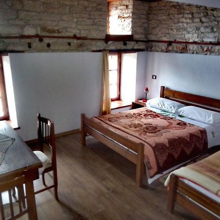 Guesthouse Celo Gjirokastër Exterior foto