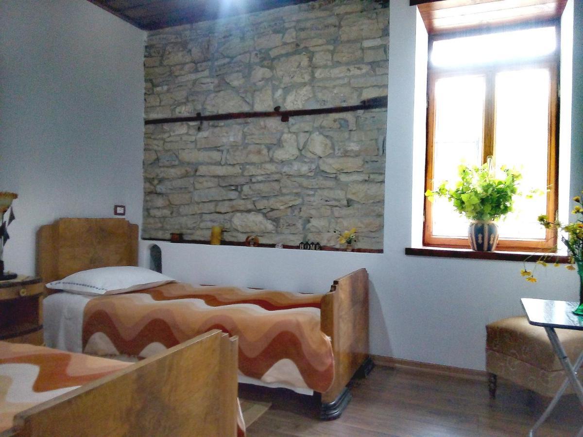 Guesthouse Celo Gjirokastër Exterior foto