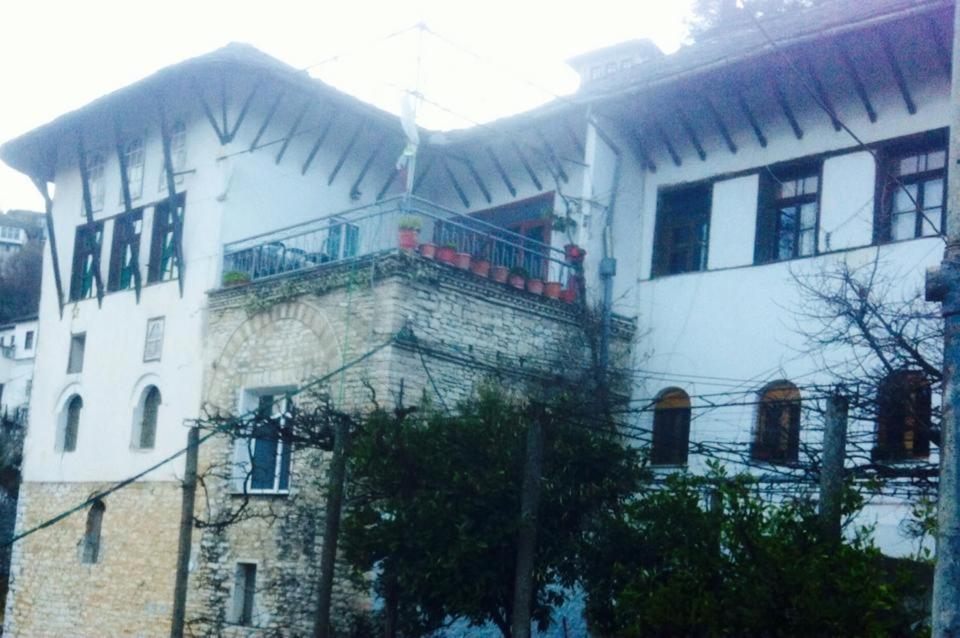 Guesthouse Celo Gjirokastër Exterior foto